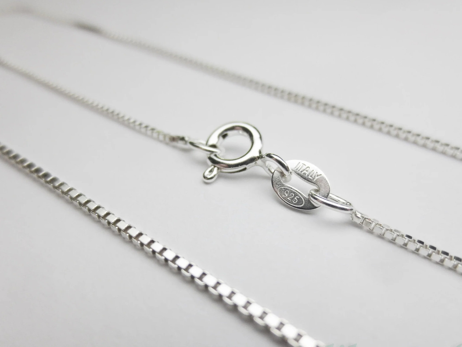 925 Sterling Silver Diamond Cut Box Chain Necklace 0.65 0.75 1mm Spring Clasp