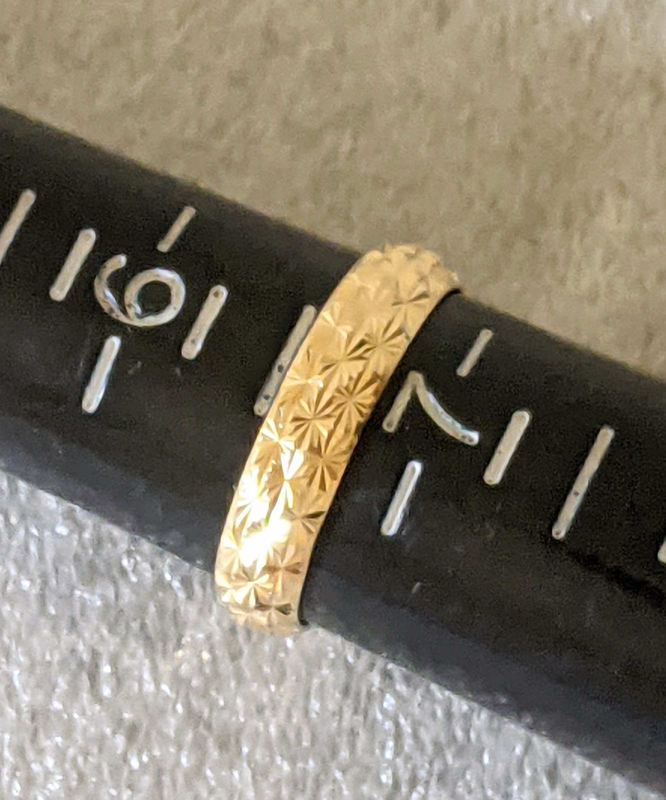 Italy Milor 14k Solid Gold Starburst Diamond Cut Ring Size 6.75