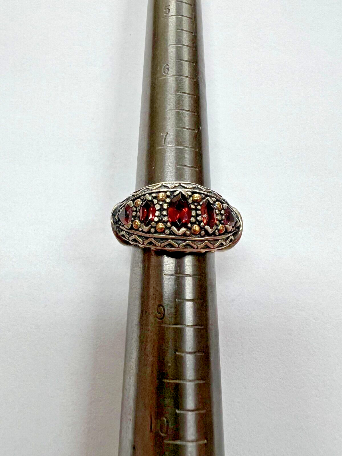 HTF Samuel Benham BJC SS/18K Comfort Fit Garnet 5 Stone Ring SZ 8 [035DUW]