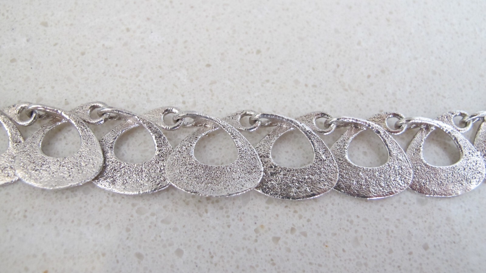 Stunning URART 925 Sterling Silver Designer Necklace – 41cm 37g