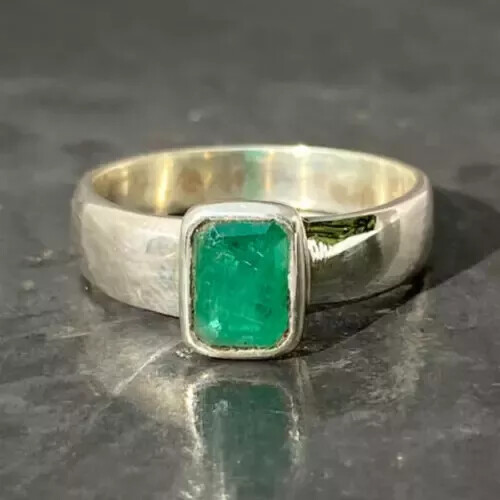 Beautiful Green Gemstone Ring 925 Sterling Silver Handmade Ring All Size R36