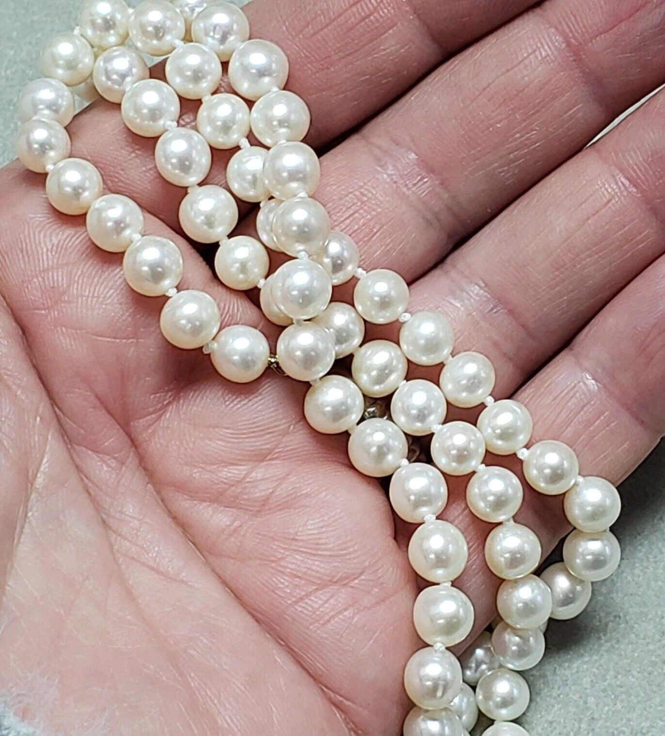 6mm fresh water white pearl string with 14K gold clasp 18.5″