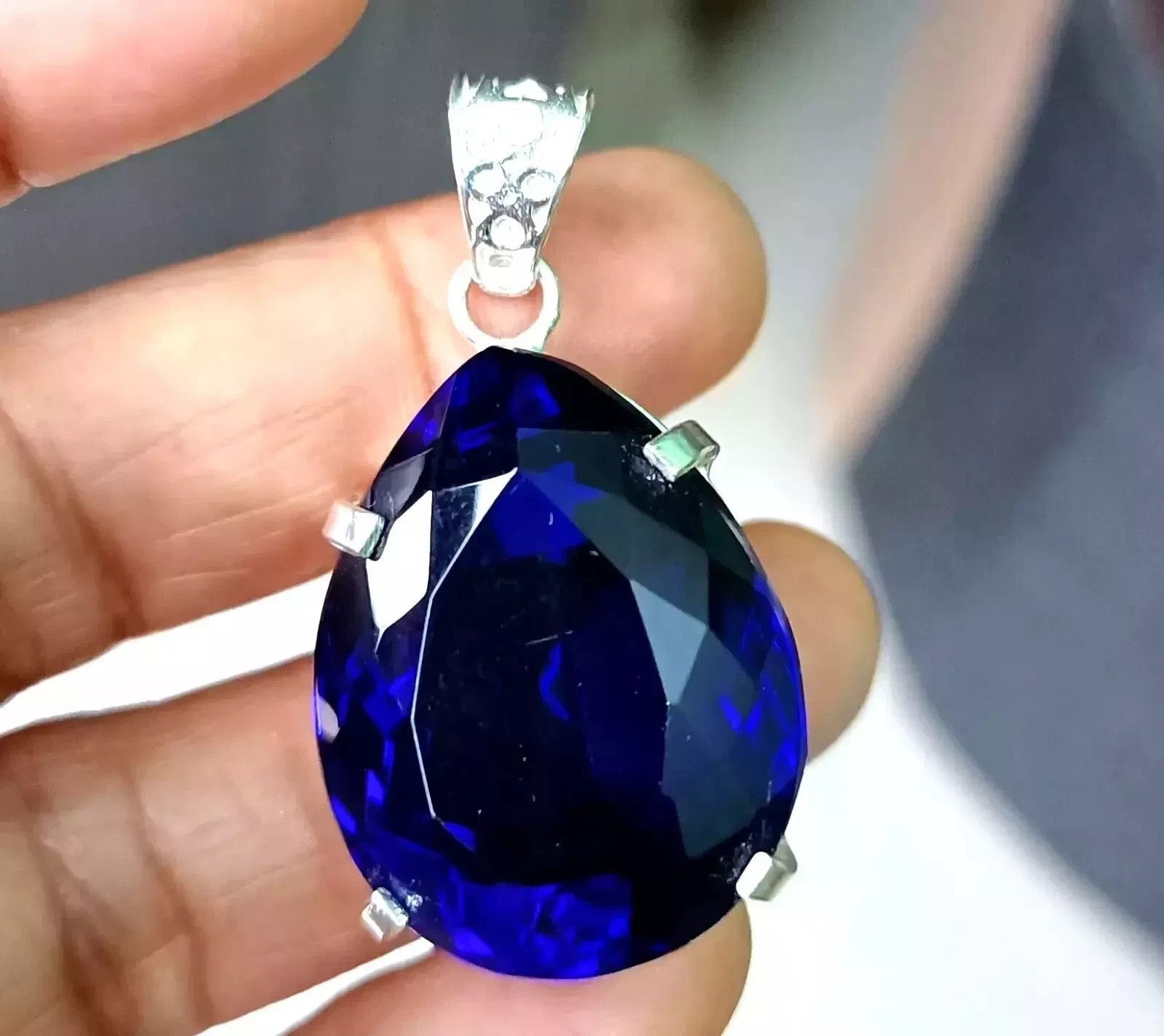 Natural 30 CT Sapphire Blue Pear Cut 925 Silver Certified Wide Gem Pendant