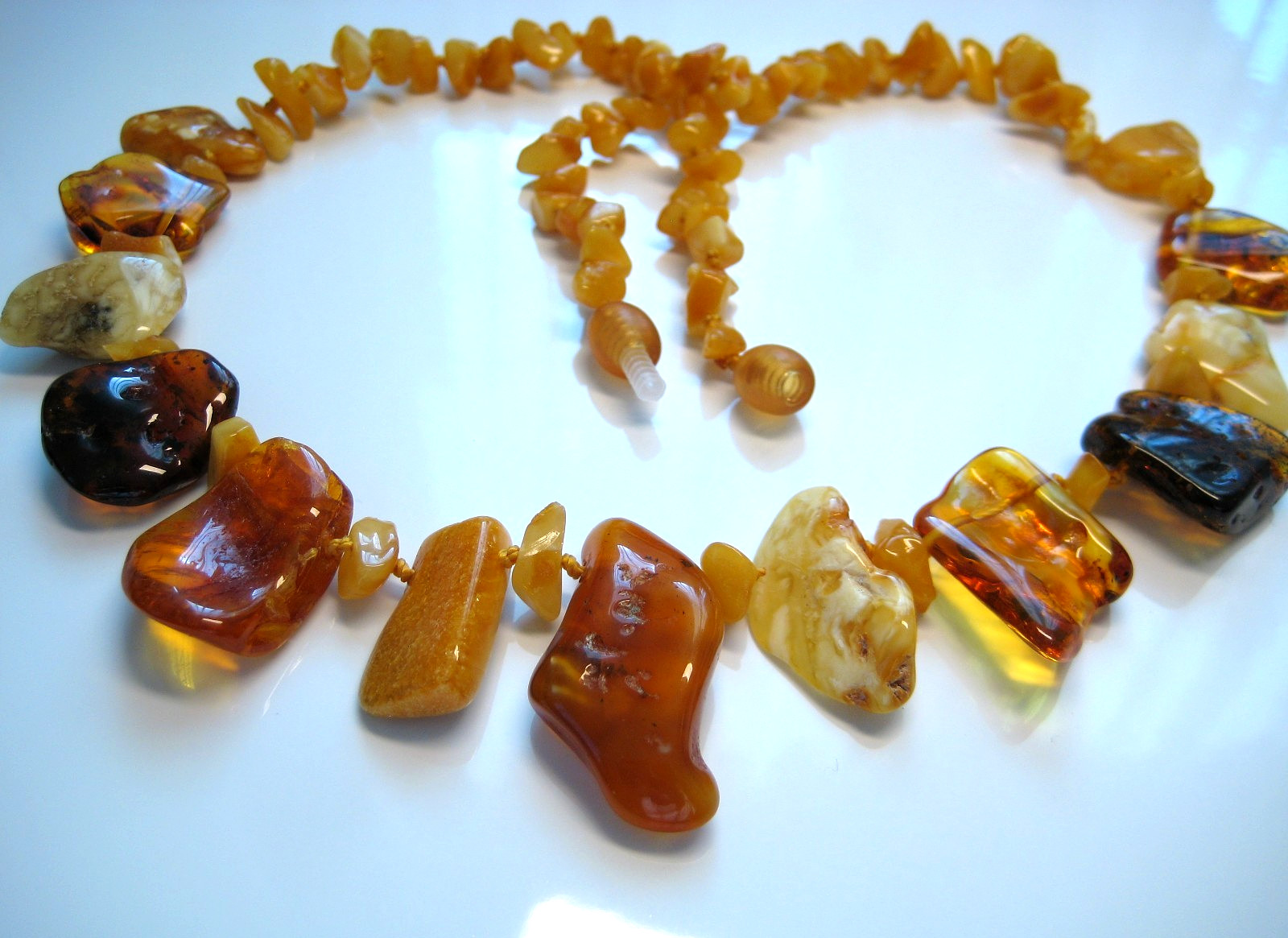 Genuine Elegant Multicolour Beautiful Baltic Amber Necklace 20 grams !!!