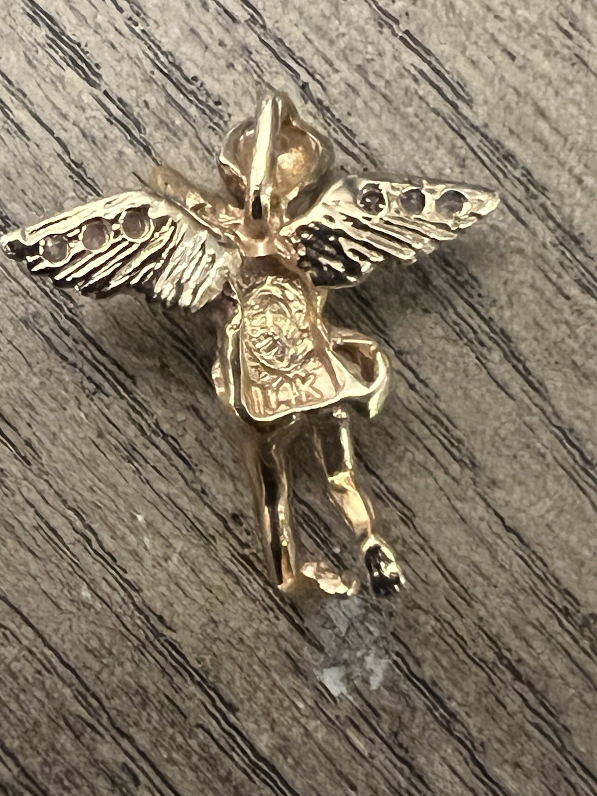 vtg made in Italy 2 gram 14k gold/6Diamond guardian angel pendant sparkly