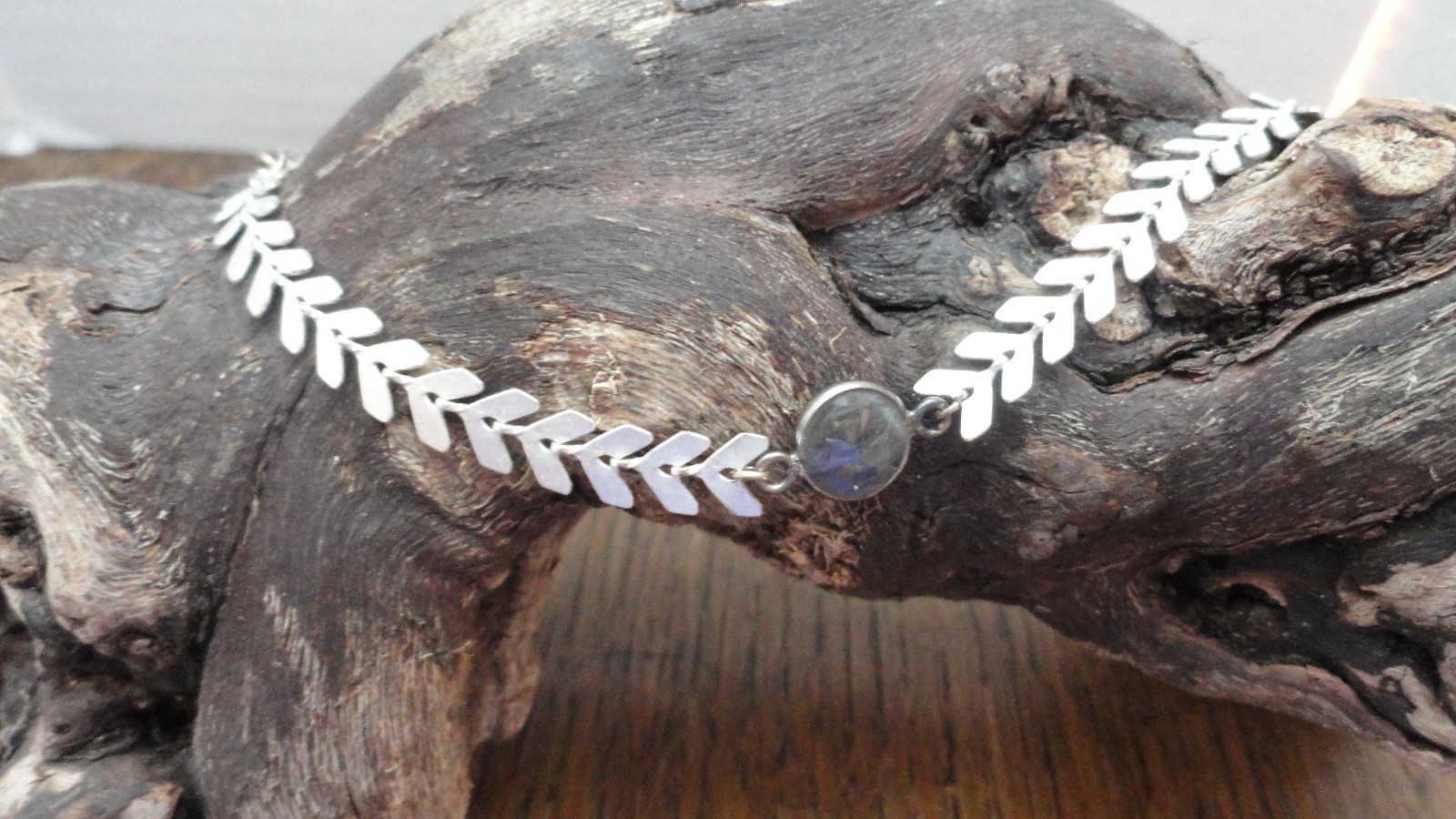 Chan Luu Design Bracelet Silver Tone Metal Labradorite Stone 7″ Lobster Closure