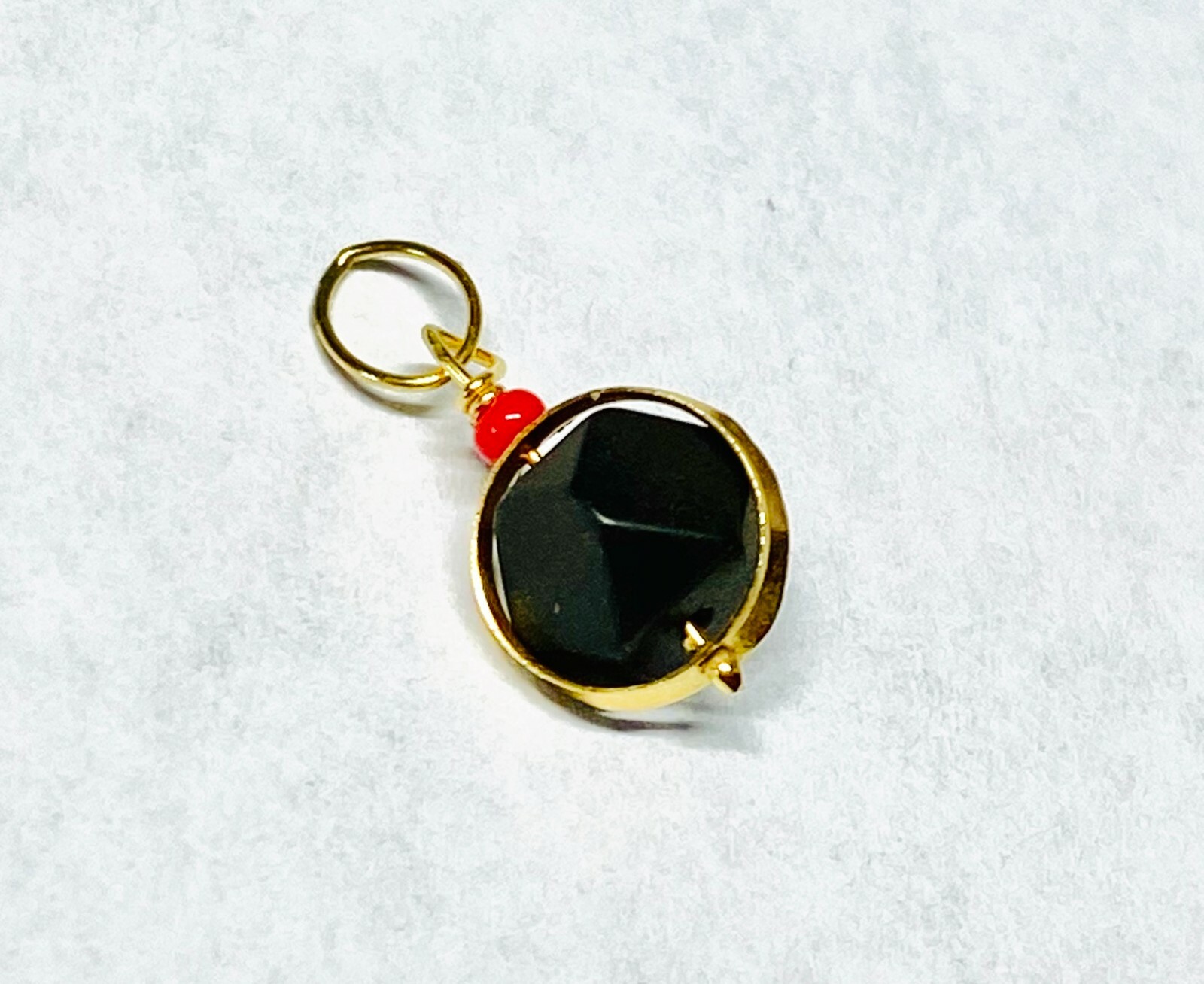 14 Karat Yellow Gold Genuine Azabache Jet & Coral Circle Charm (3mm, 6mm or 8mm)