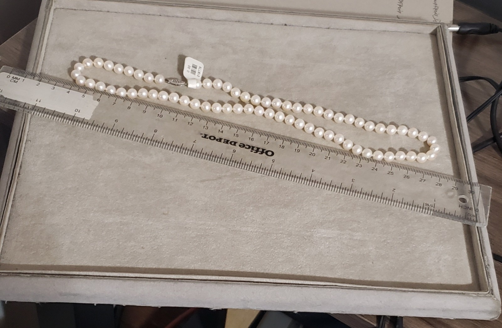6mm fresh water white pearl string with 14K gold clasp 18.5″
