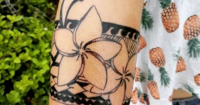 ter uma tatuagem Ancestral art tattoo
