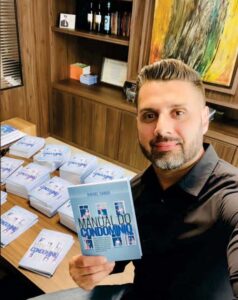 Rafael-Sarda-Diretor-do-Grupo-Sensato-publicou-o-livro-Manual-do-condomínio