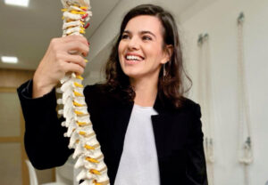 Elisa_Schmidt_fisioterapeuta